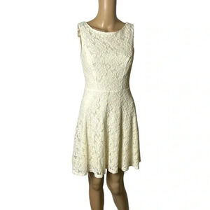 Vtg,lace all over,lined ,fit&Flare dress,size  5.feminine, Y2K,ivory,SPEECHLESS